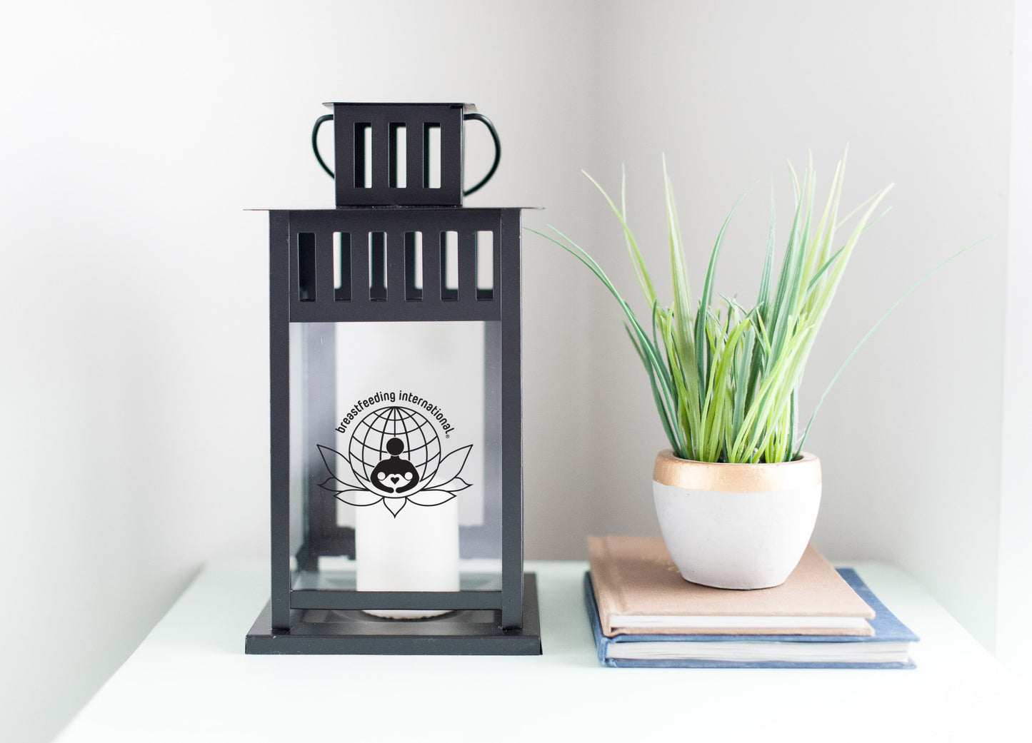 Lantern - Black - Breastfeeding International